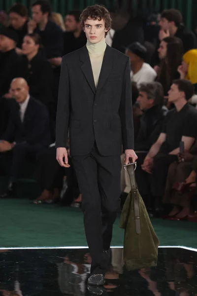 Look 21